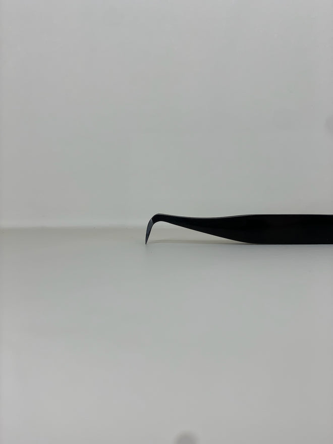 90° Volume Tweezer