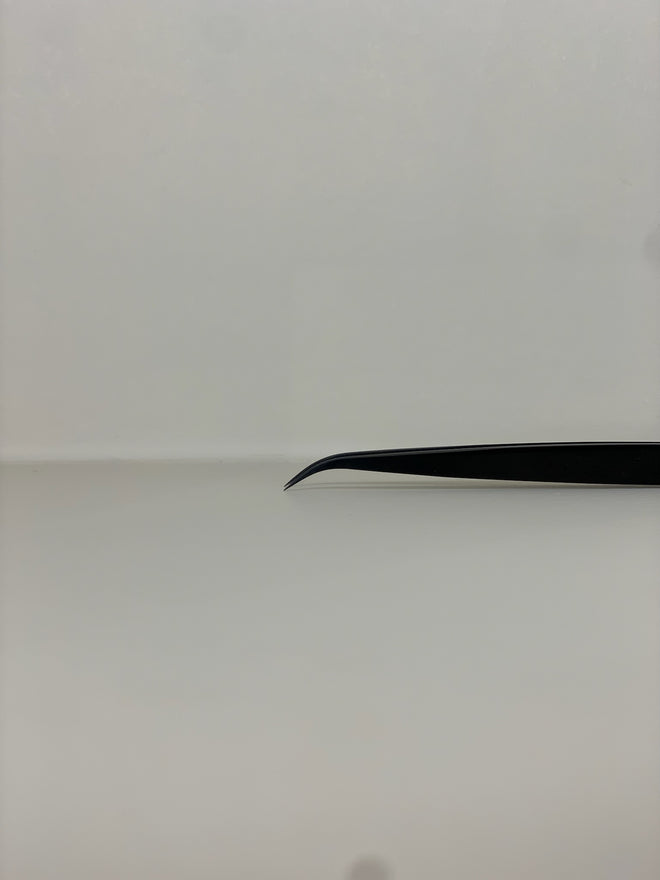 Pince isolation courbée