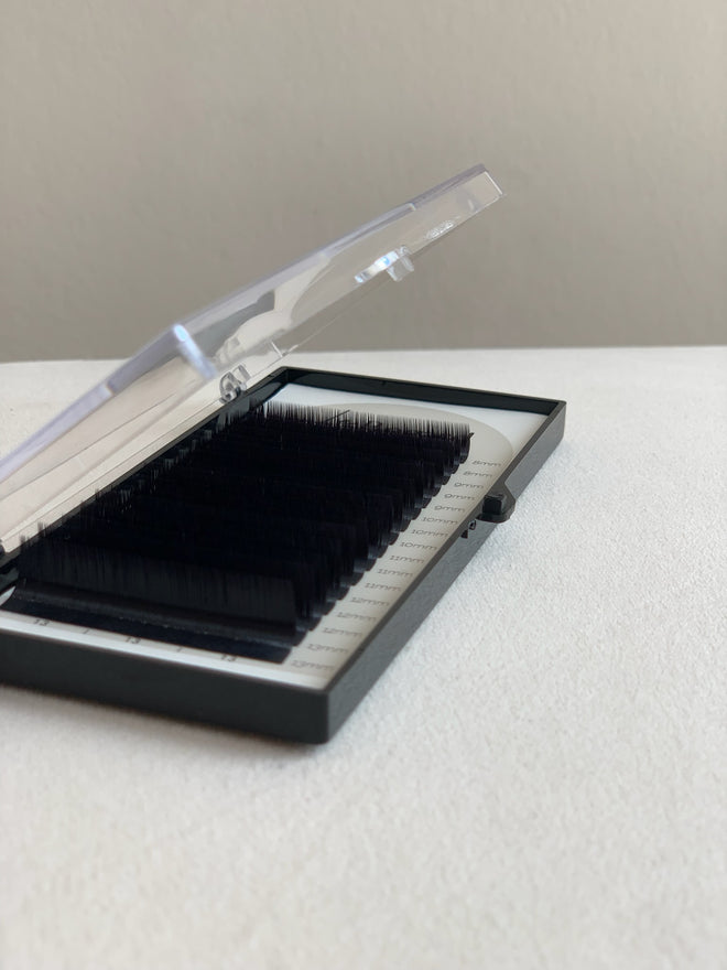 Eyelash extensions - Russian Volume - M Curl